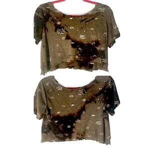 CUSTOM Alien Distressed/Bleached Crop Top
